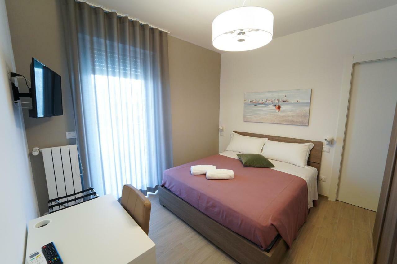 Wojtyla Airport Bari Bed & Breakfast Ngoại thất bức ảnh