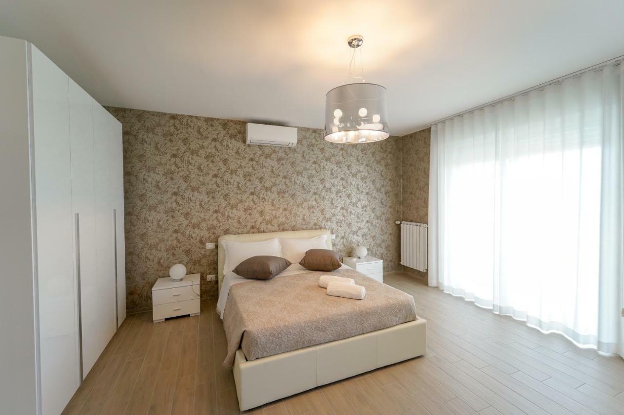 Wojtyla Airport Bari Bed & Breakfast Ngoại thất bức ảnh